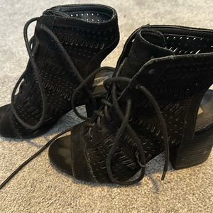 Steve Madden size 6.5 black lace up open toe heel